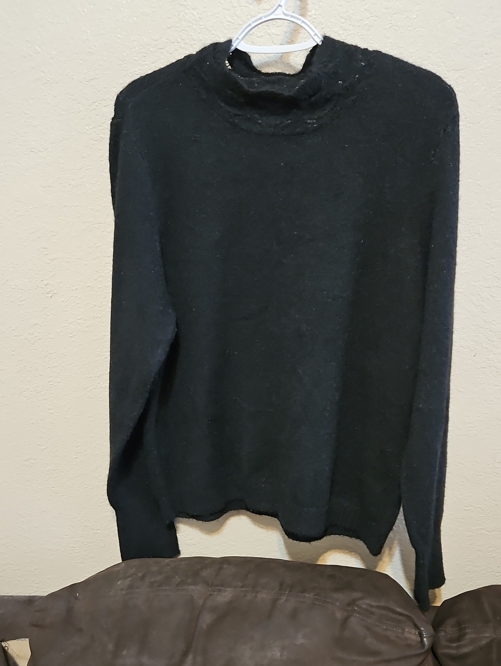 Halogen Wool Blend Black Crewneck Lightweight Sweater
